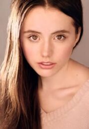 Lily Mo Sheen